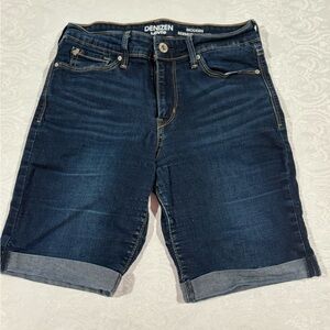 Levi's Dark Blue Bermuda Shorts size 2